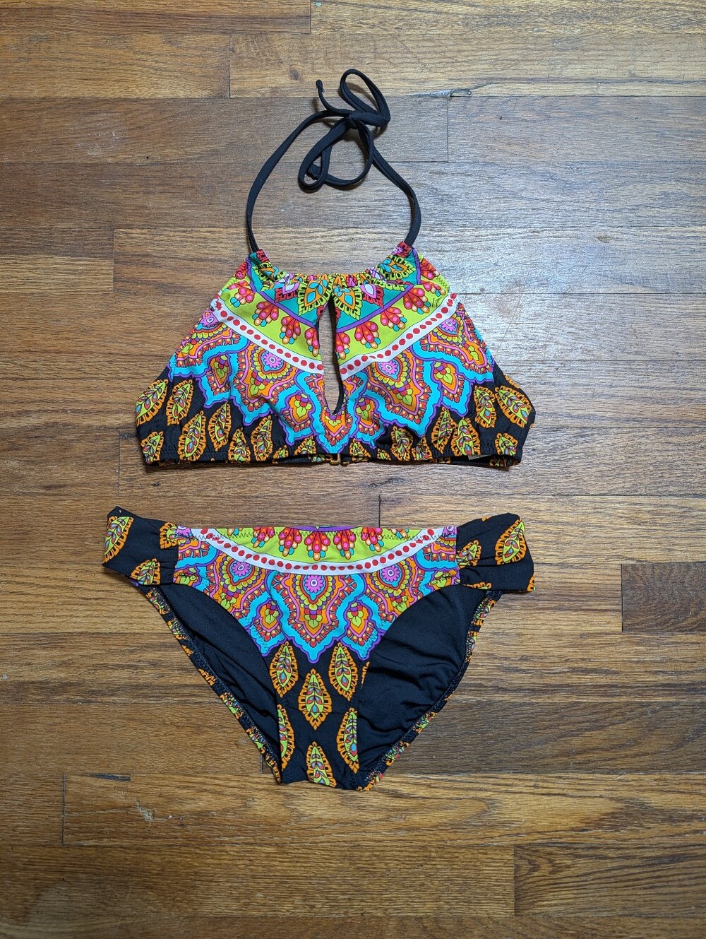 Trina Turk Moroccan Riviera Black Swimsuit 2pc Set Bikini Women's Sz 6 Tropical
